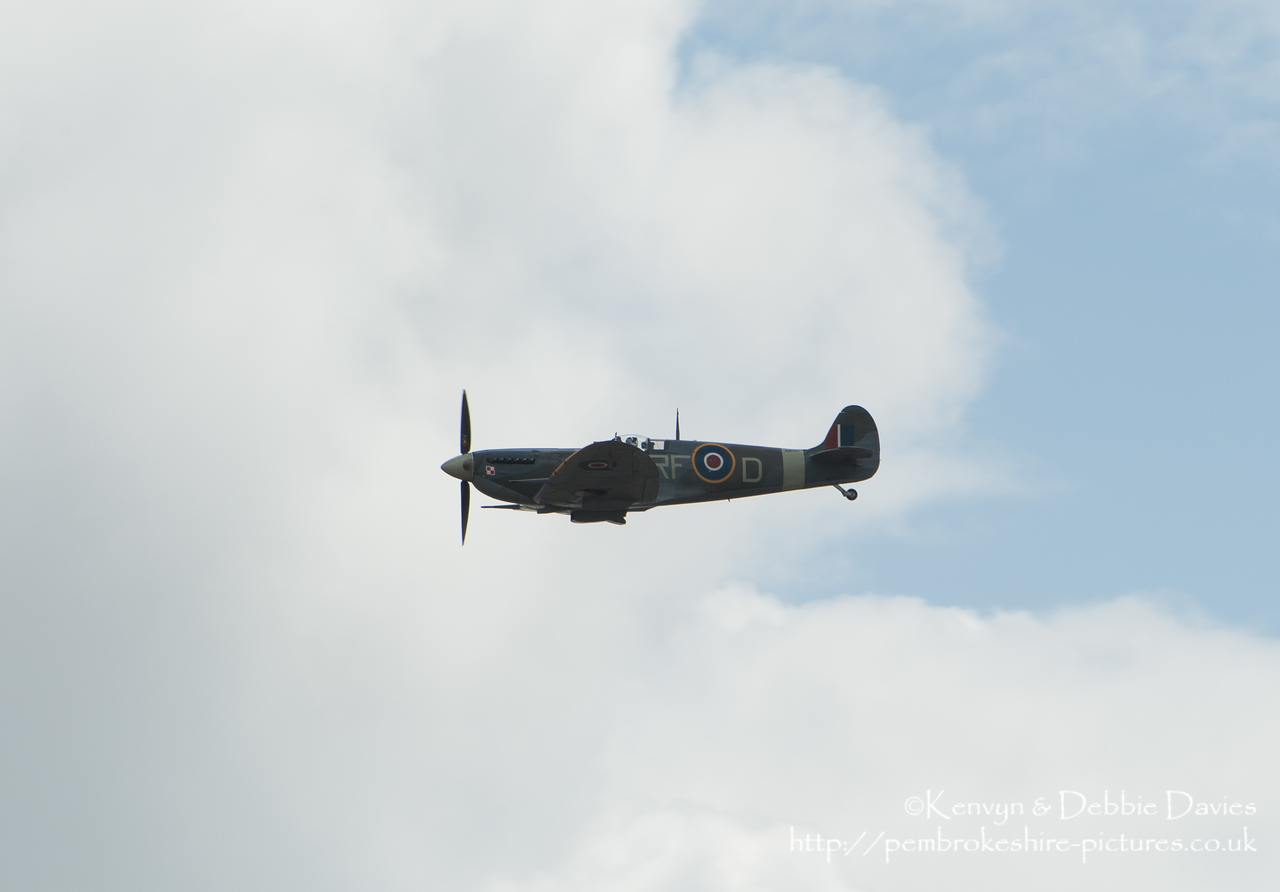 The Wales National Air Show held in Swansea Bay on the 11th and 12th July 2009. This is a Mark 5 SuperMarine Spitfire designation EN951/RF-D "Donald Duck" flown by Don Blakeslee of No. 133  'Eagle' Squadron then Jan Zumbach of 303 Squadron (whose nickname was "Donald Duck").